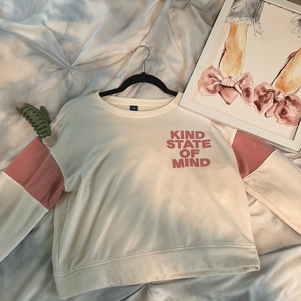 Old Navy XL (14-16) crew neck